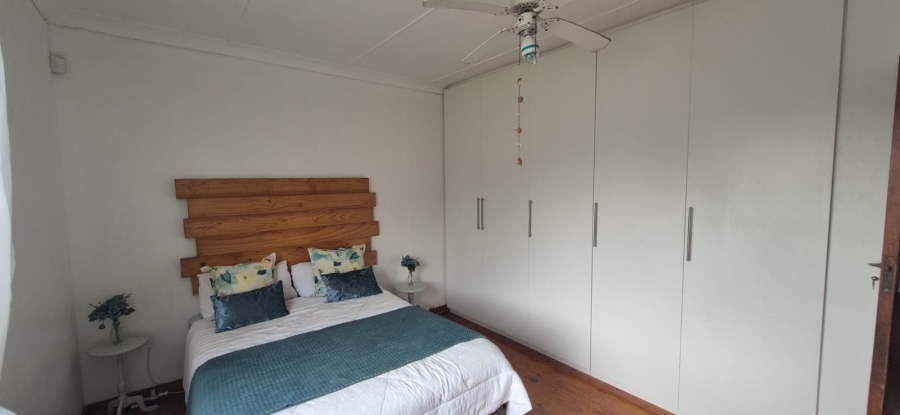 5 Bedroom Property for Sale in Greenfields Eastern Cape